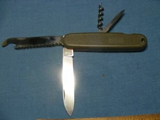 VICTORINOX TROOPER OD GREEN ARMY KNIFE