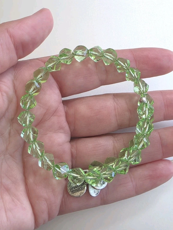 ALEX y ANI Mirage Verde Como Nuevo De Colección 66 Cuentas Envoltura Expandible Tono Plateado Foto 4 de 4