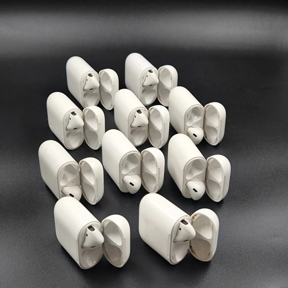 Lot Von 10 Apple AirPods 1. Generation A1602 Ladecase & 1 Ohrhörer Für Teile - Bild 1 von 4