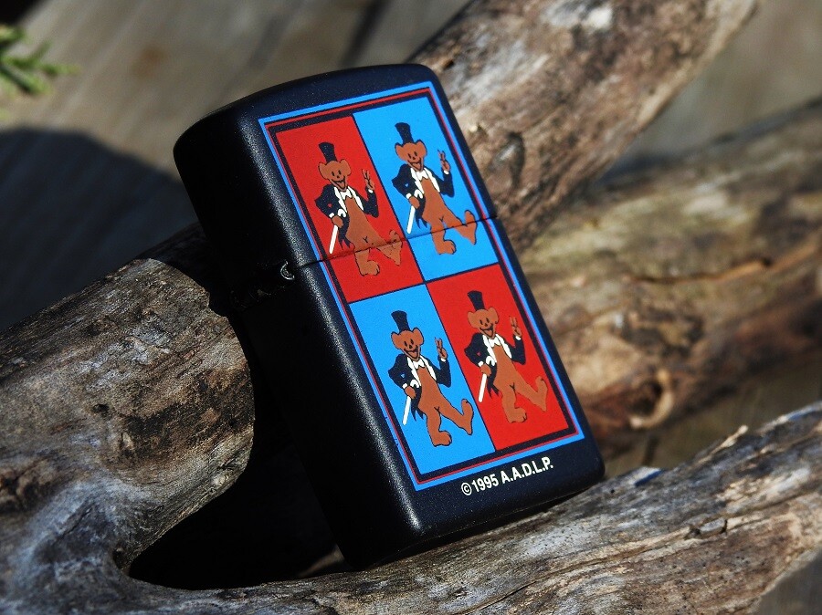 The Grateful Dead Dancing Bears Zippo Lighter - Jerry Garcia