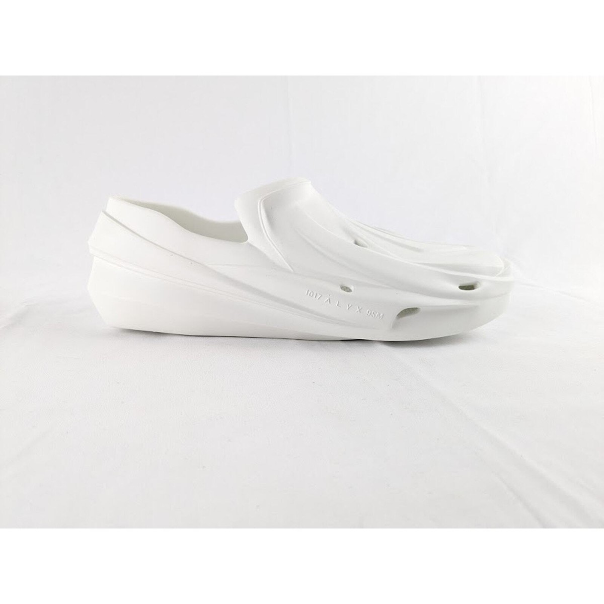 1017 Alyx 9sm Mono Slip on in White BNWB 42 | eBay 1017 Alyx 9sm Mono Slip on in White BNWB 42 | eBay