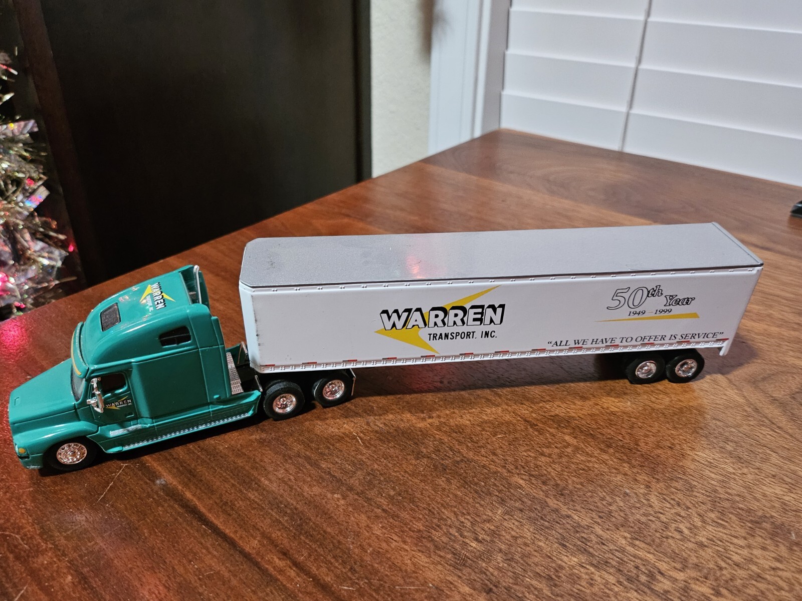Die-cast Tractor Trailer 