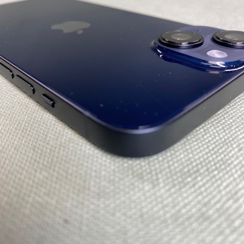 2022 Apple iPhone 14 6.1-inch 128GB A15 Bionic Chip 'Midnight' MPUA3LL/A - Photo 10 sur 18