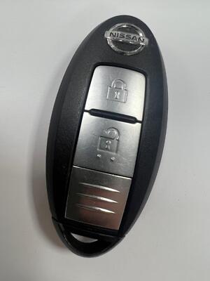 ORIGINAL NISSAN 2 TASTEN FERNBEDIENUNG SMART SCHLÜSSELANHÄNGER QASHQAI PULSAR ETC, GETESTET TWB1G662