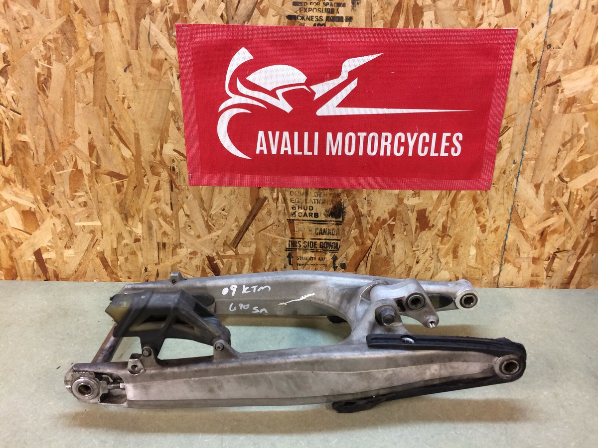 08 09 10 11 2008 2009 2010 2011 KTM 690 SUPERMOTO SMC SWINGARM