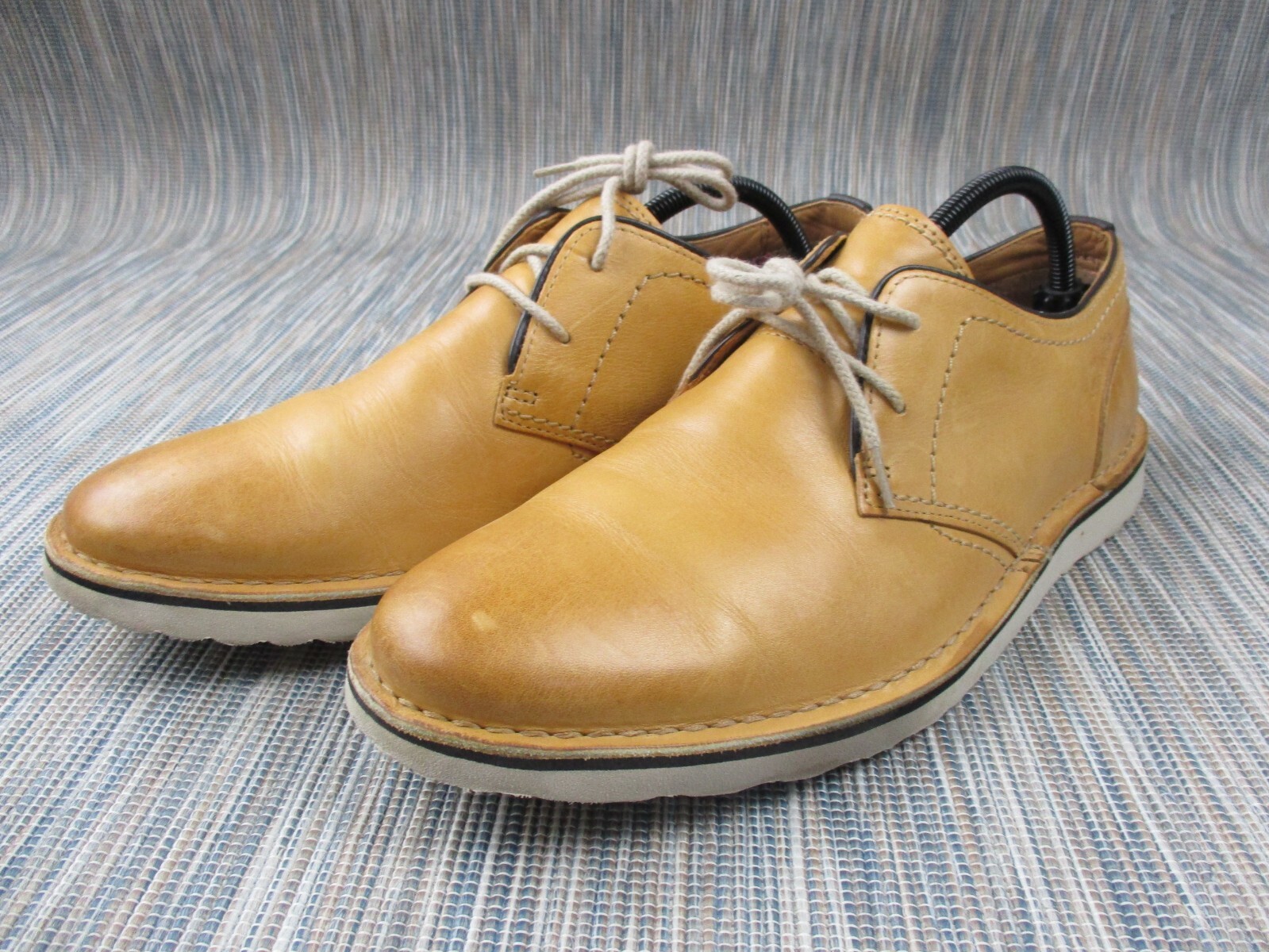 SAOLA Scarpe derby casual Clarks da uomo in pelle marrone UK 9 5 C comode stringate suola in gomma