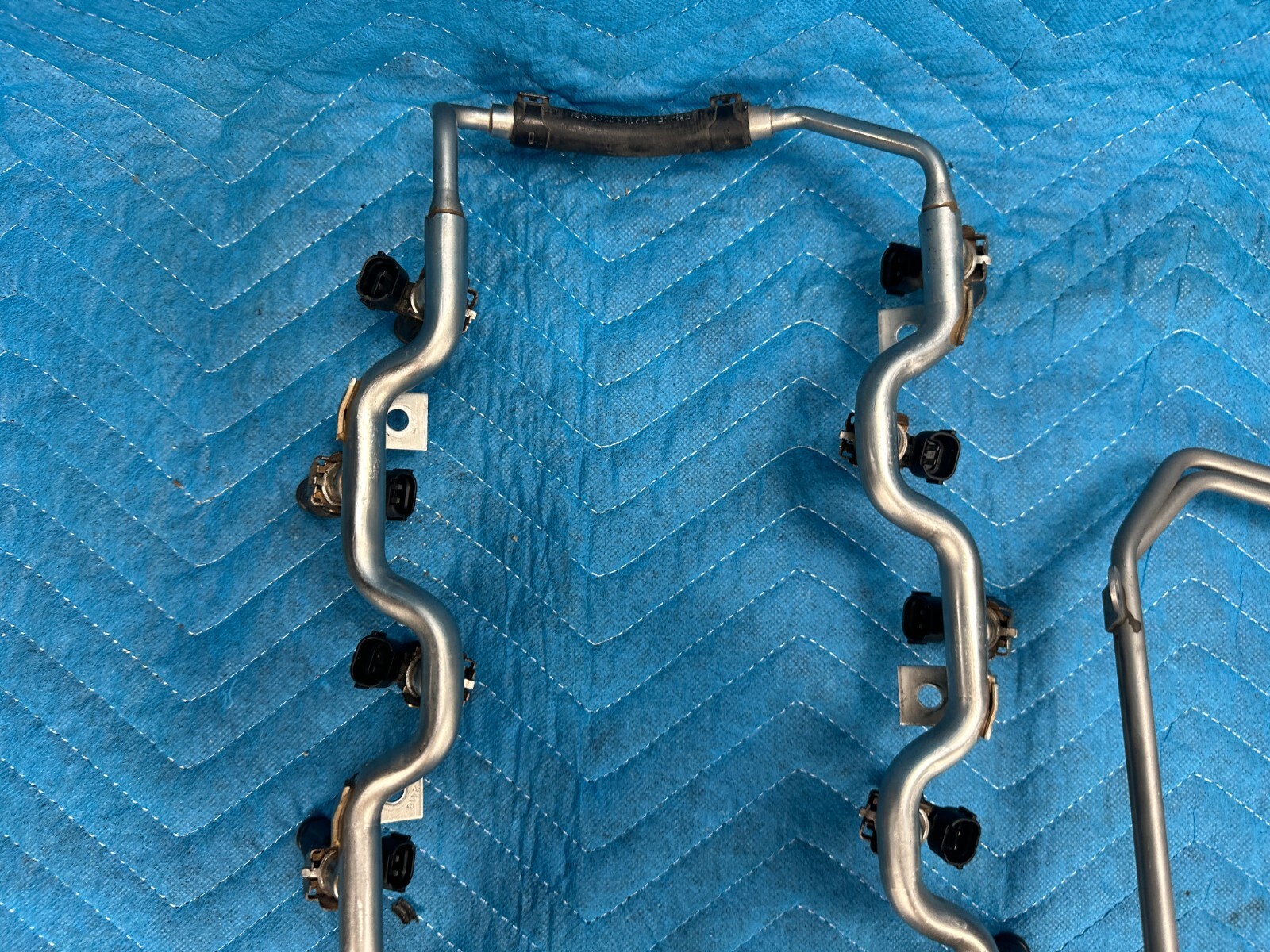 Bentley Continent Flying Spur Fuel Delivery Rails w/ Injectors 29k 2006-2012 OEM
