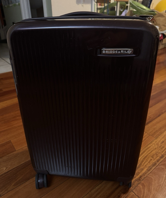 #ad Briggs and Riley Global 21quot; Carry On Expandable Spinner $349.00