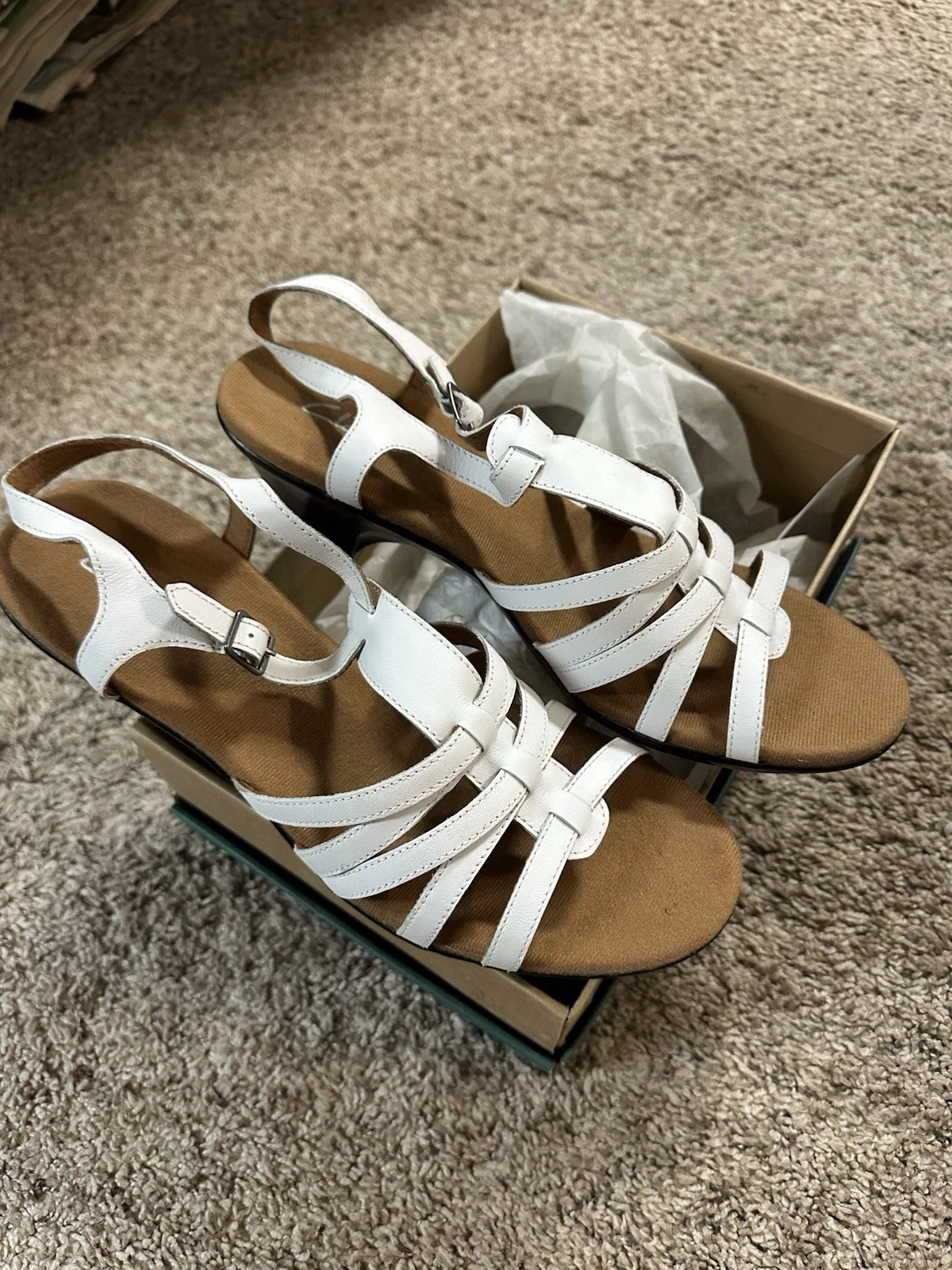 Nuovo con scatola! Sandali donna Clarks bianchi taglia 11