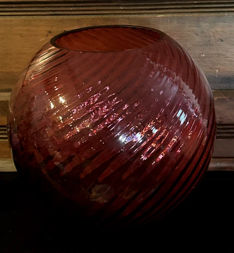 Vintage Large Fenton Cranberry Glass Swirl Spiral Optic Round Vase 7 1/2 Sticker