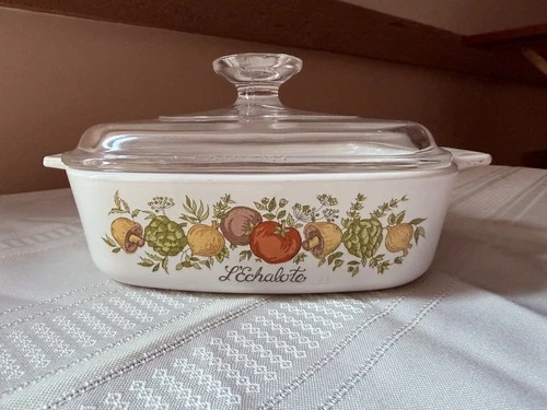 Vtg Corning Ware, A-1-B , Spice of Life, L'Echalote - 1 Qt Casserole Dish w/Lid