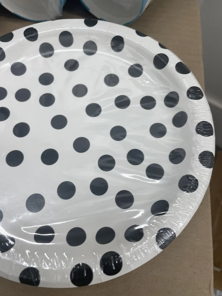 NUEVO paquete surtido de 11 piezas de servilletas, platos y tazas de papel a lunares Foto 2 de 4