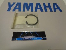 Yamaha 99009-42500 Circlip O.E.M. N.O.S. QTY 1