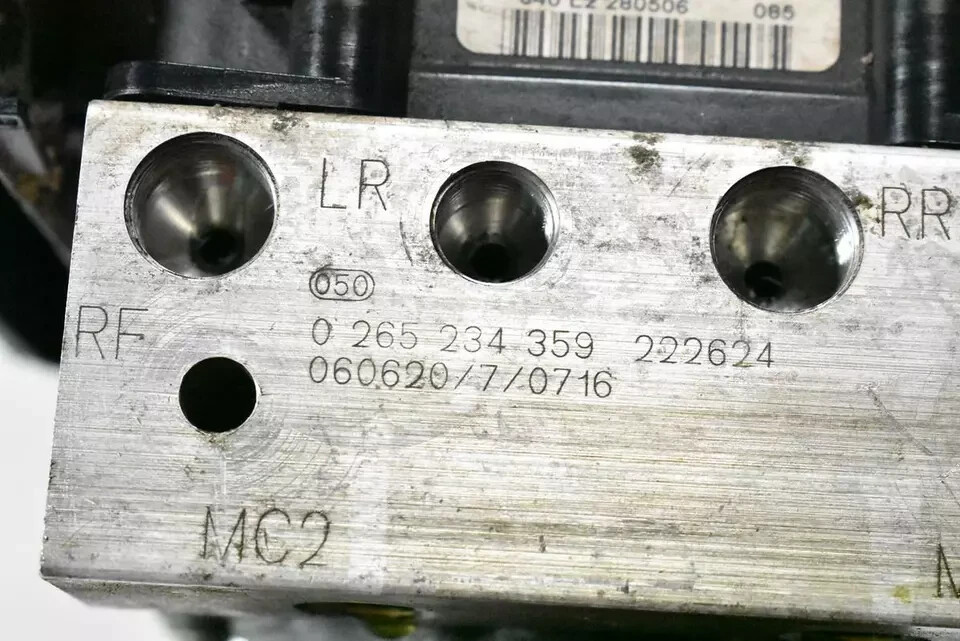 03-08 Maserati Quattroporte ABS Anti Lock Brake Pump Control Module Unit OEM