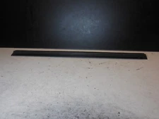 Right Rear Door Trim Window Molding Inner Belt 03-09 MercedesBenz W211 E350 E280