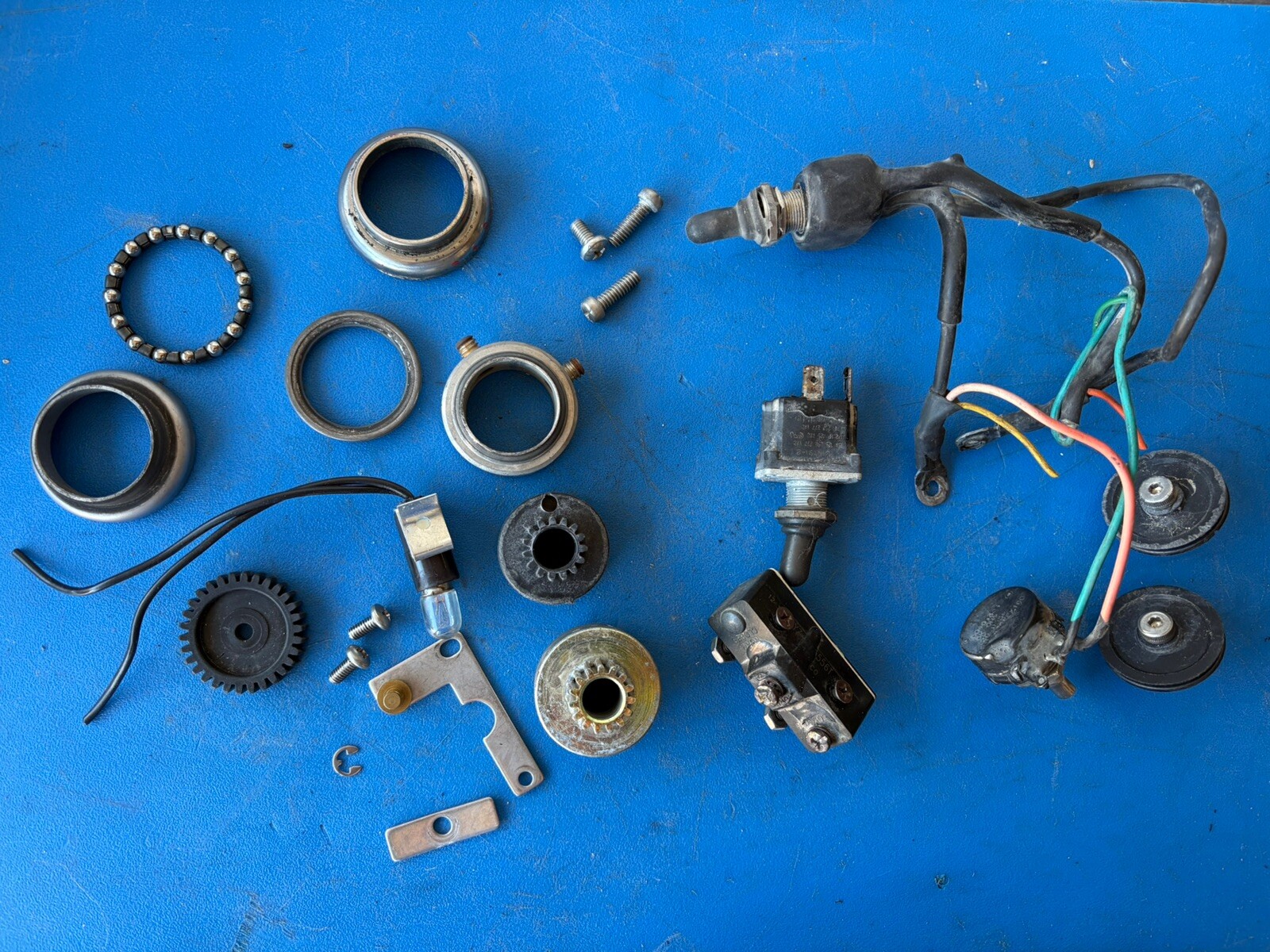 Guide Digital Tour 36v Var. Speed Switches Cams Gears Parts 
