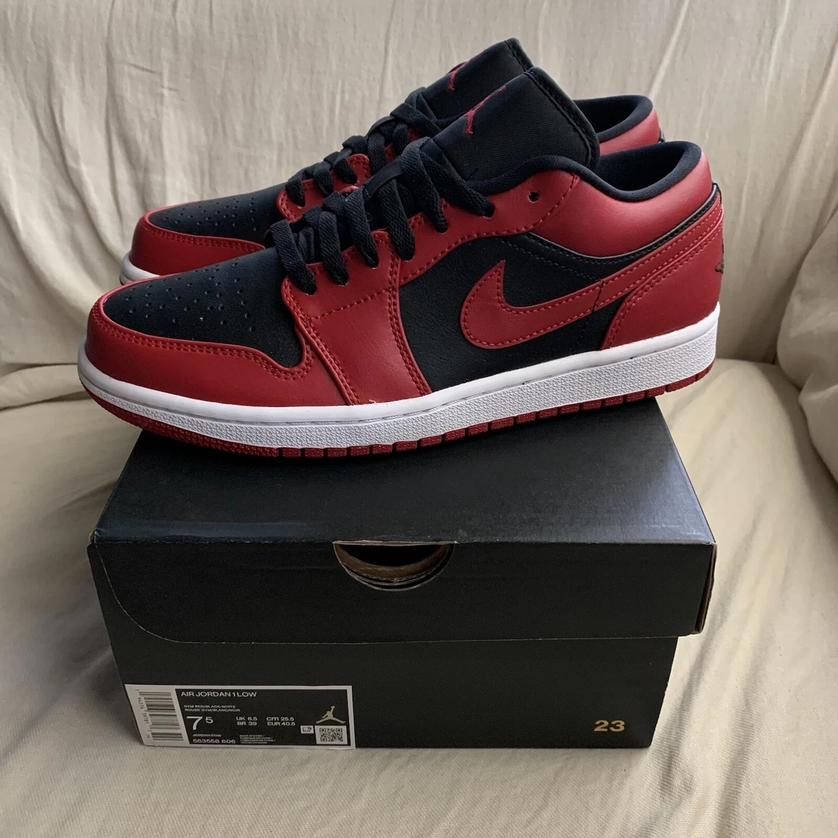 Nike air clearance ship black red