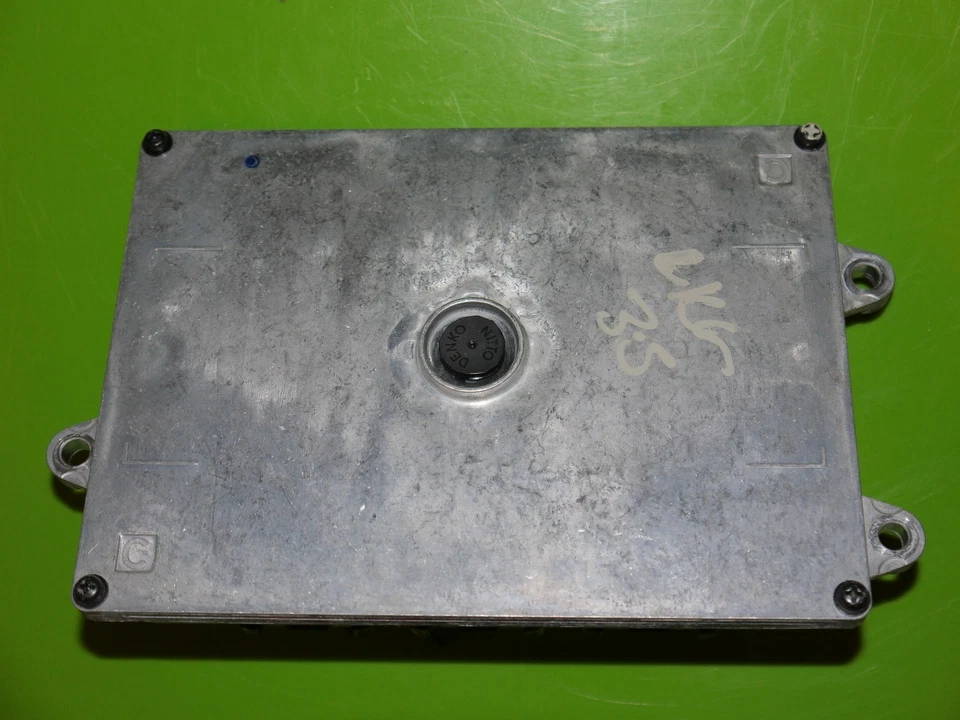 2010 10 Honda Insight Computer Brain Module ECM ECU OEM 37820-RBJ-A66 Nice - Image 2 of 3