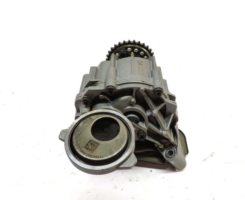 2011 BMW 750I 750LI (F01 F02) 4.4L N63 ENGINE OIL PUMP OIL FLUID PUMP w/ PICKUP - Image 4 of 4