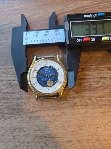 VINTAGE TIMEX M CELL MONDPHASE ZIFFERBLATT QUARZ HERREN UHR - Bild 4 von 12