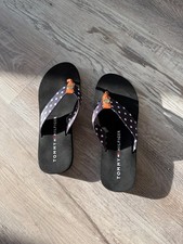 Tommy Hilfiger Slippers Women Size 7