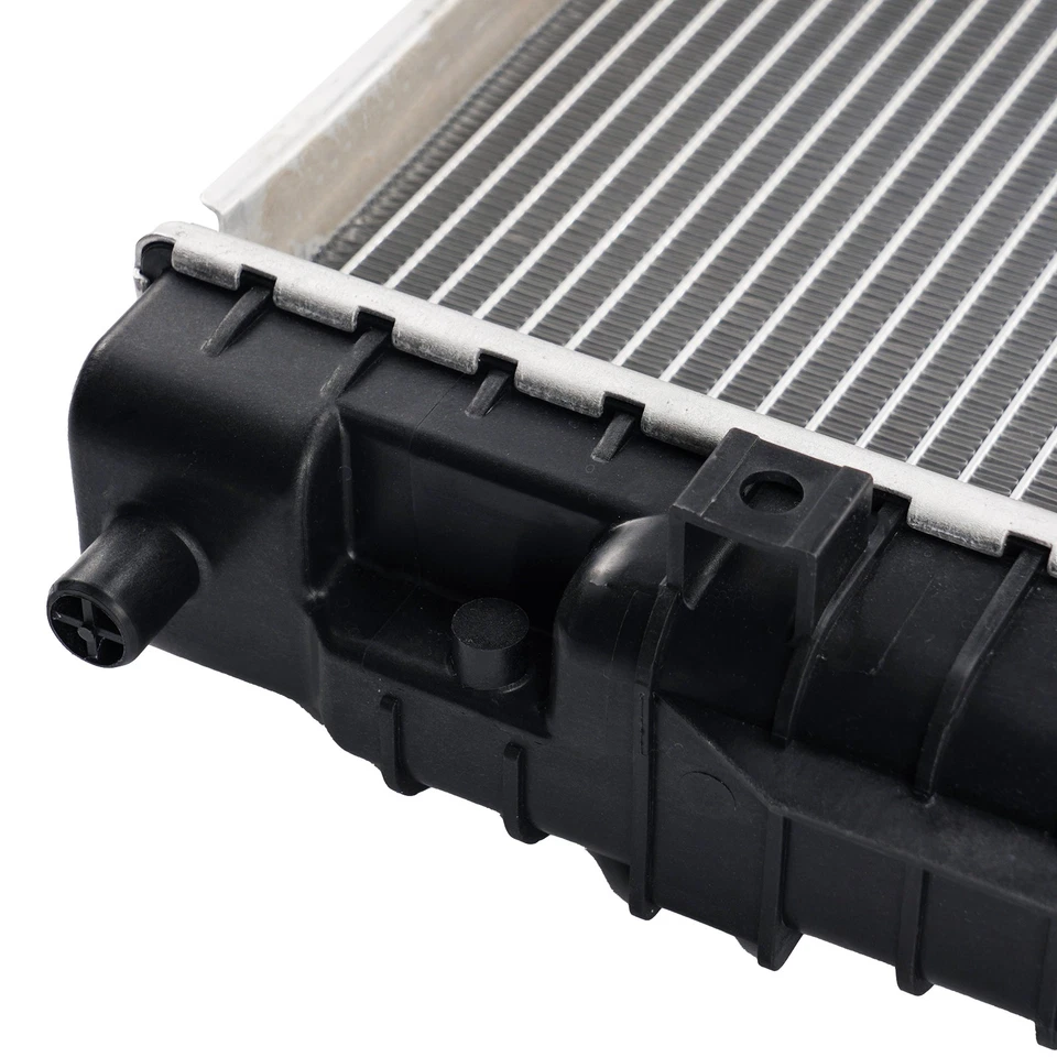 Radiator Fits 2005 2006 2007 Ford F250 F350 Super Duty 6.0L Powerstroke 2Row Foto 4 de 4