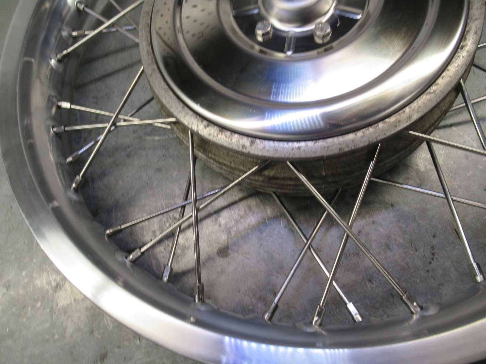 BMW Airhead /5 Rear Wheel r50/5 r60/5 r75/5 NEW Rim SS Spokes NSK Bearings