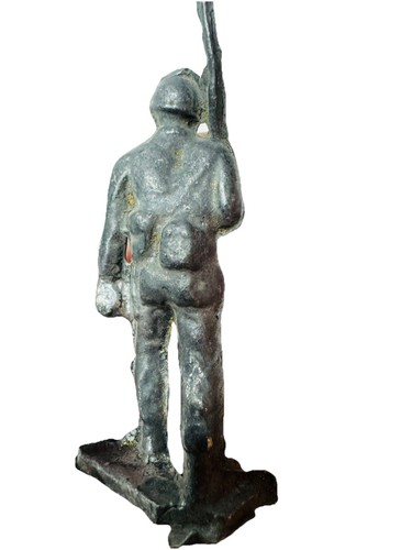 7 Vintage Miniature Pewter War Soldiers Infantry Musketeer - Picture 5 of 9