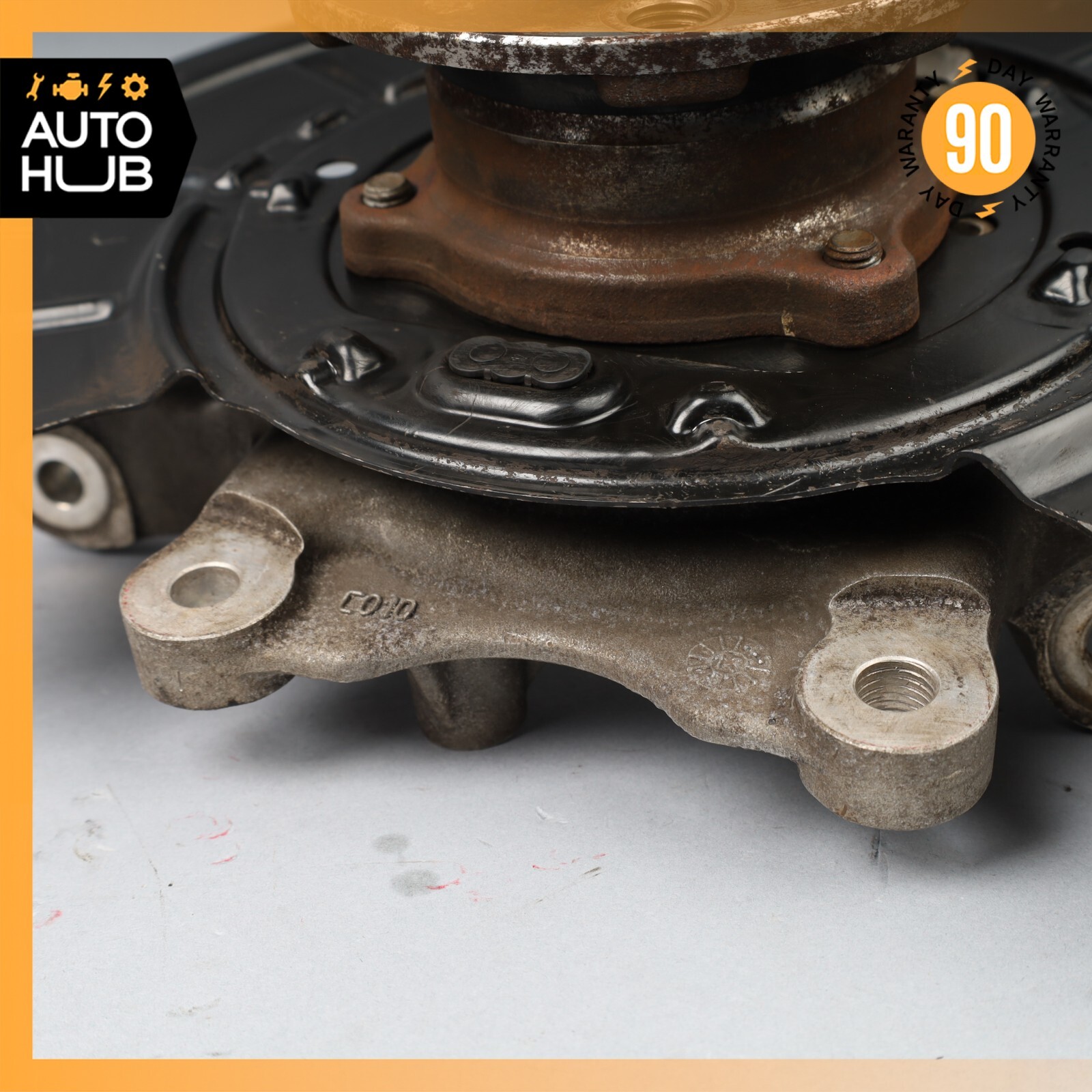 14-17 Maserati Quattroporte M156 Rear Right Side Spindle Knuckle Hub OEM 69k