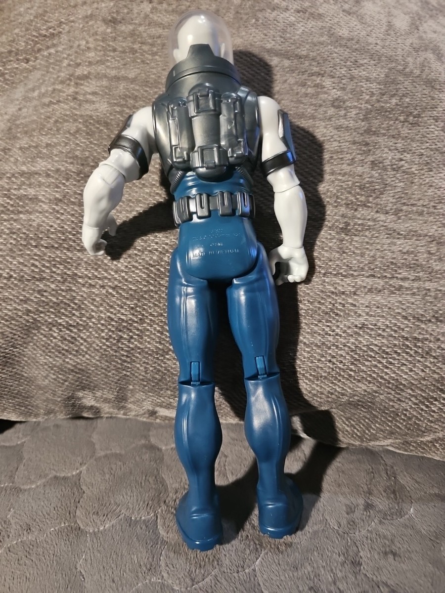 DC COLLECTIBLES ミスターフリーズ Amazon.com: DC Collectibles DC Comics Designer Action