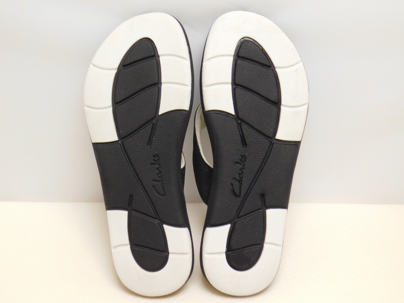 clarks olina blossom flip flops