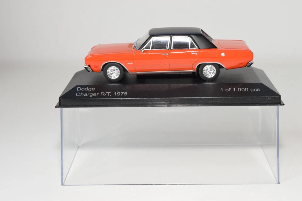 A68 1:43 WHITEBOX WHITE BOX WB148 CARICATORE DODGE R/T 1975 ARANCIONE NUOVO C... - Immagine 2 di 4