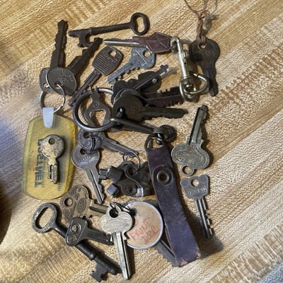 Vintage Assorted Key Lot Of 27 Master Ford Russwin Corbin And More