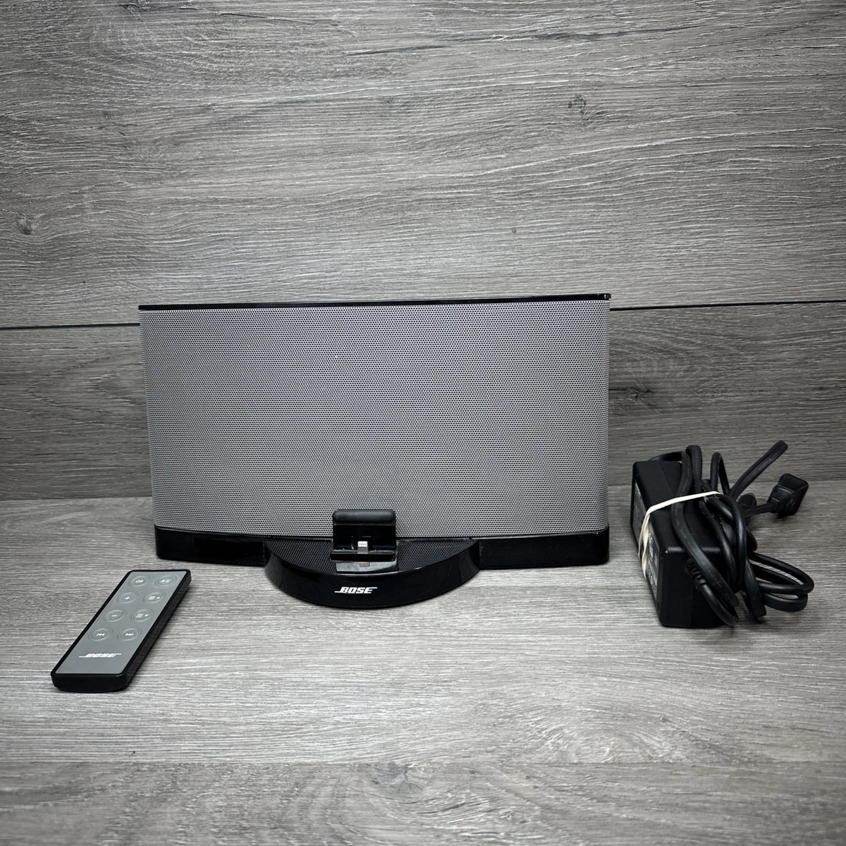 25+ Bose SoundDock Series III Audio Player Docks & Mini Speakers