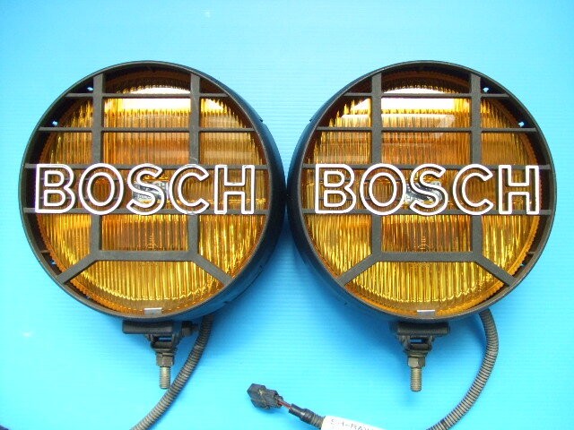 BOSCH 20cm Round Fog Light H3 Bulb Yellow Lens