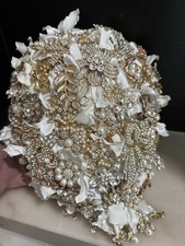 Custom Cascading Brooch Bridal Bouquet in Champagne White Wedding Pearls