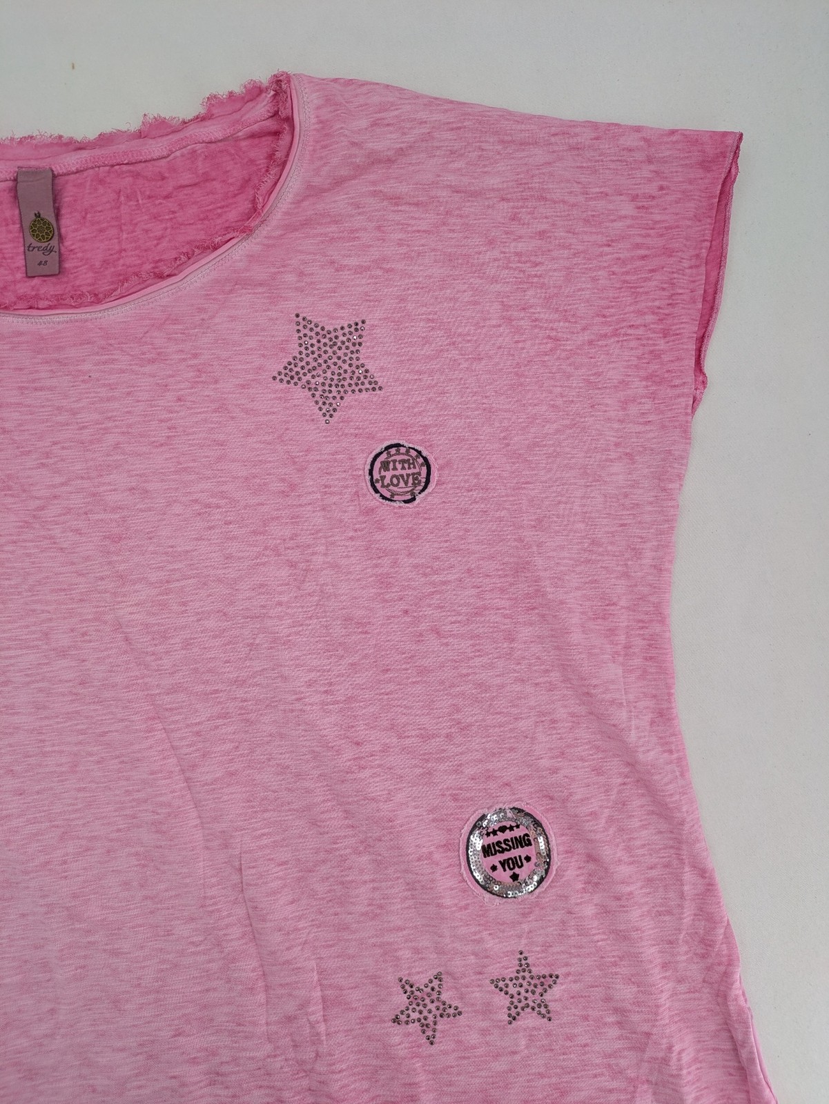 Tredy Damen T-Shirt Gr 48 Rosa Patches Strass Sterne Peace Lagenlook Top image 2