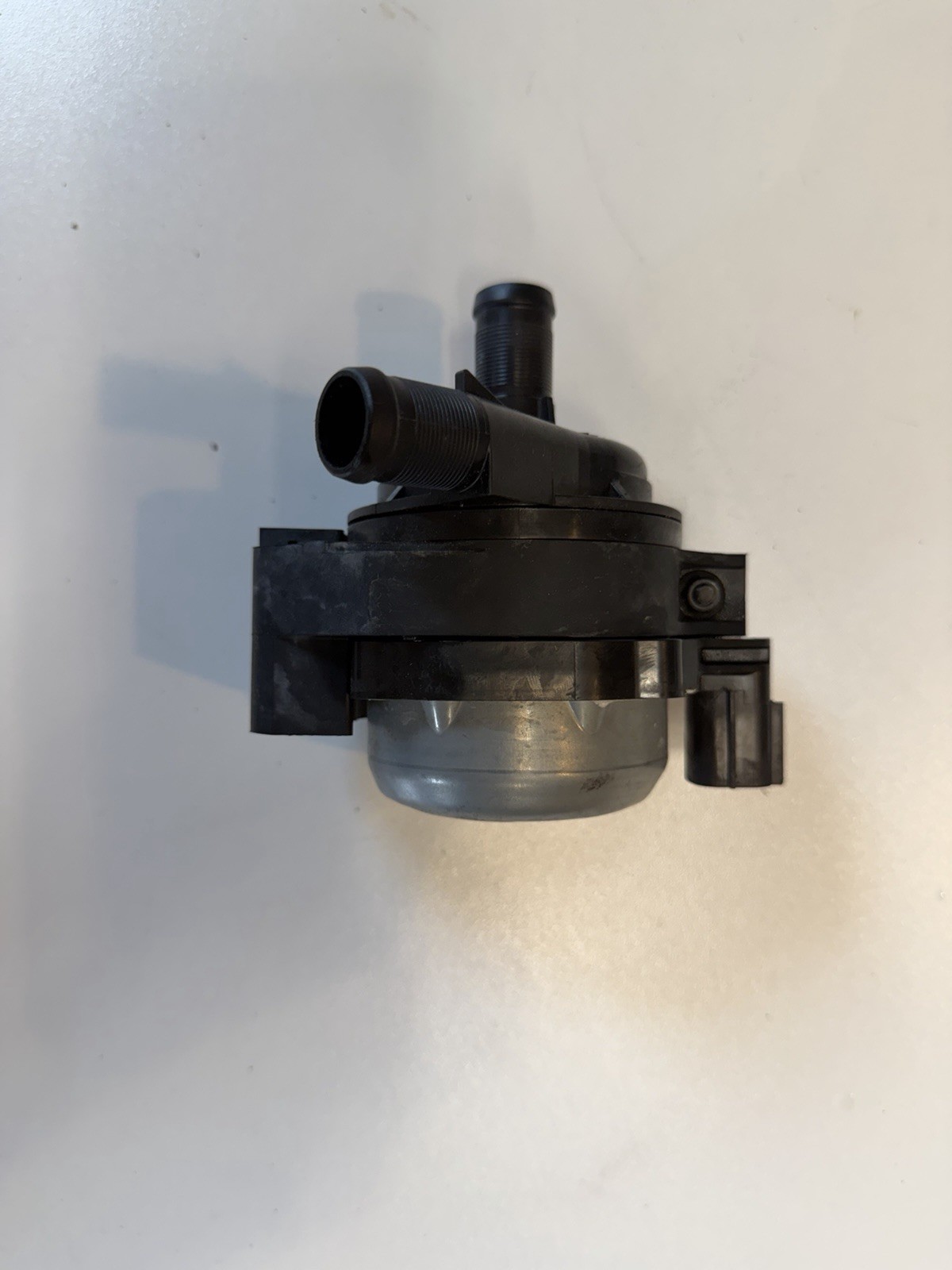 2021-2025 NISSAN ROGUE 1.5L ELECTRIC AUXILIARY WATER PUMP OEM 21580-6RC0A