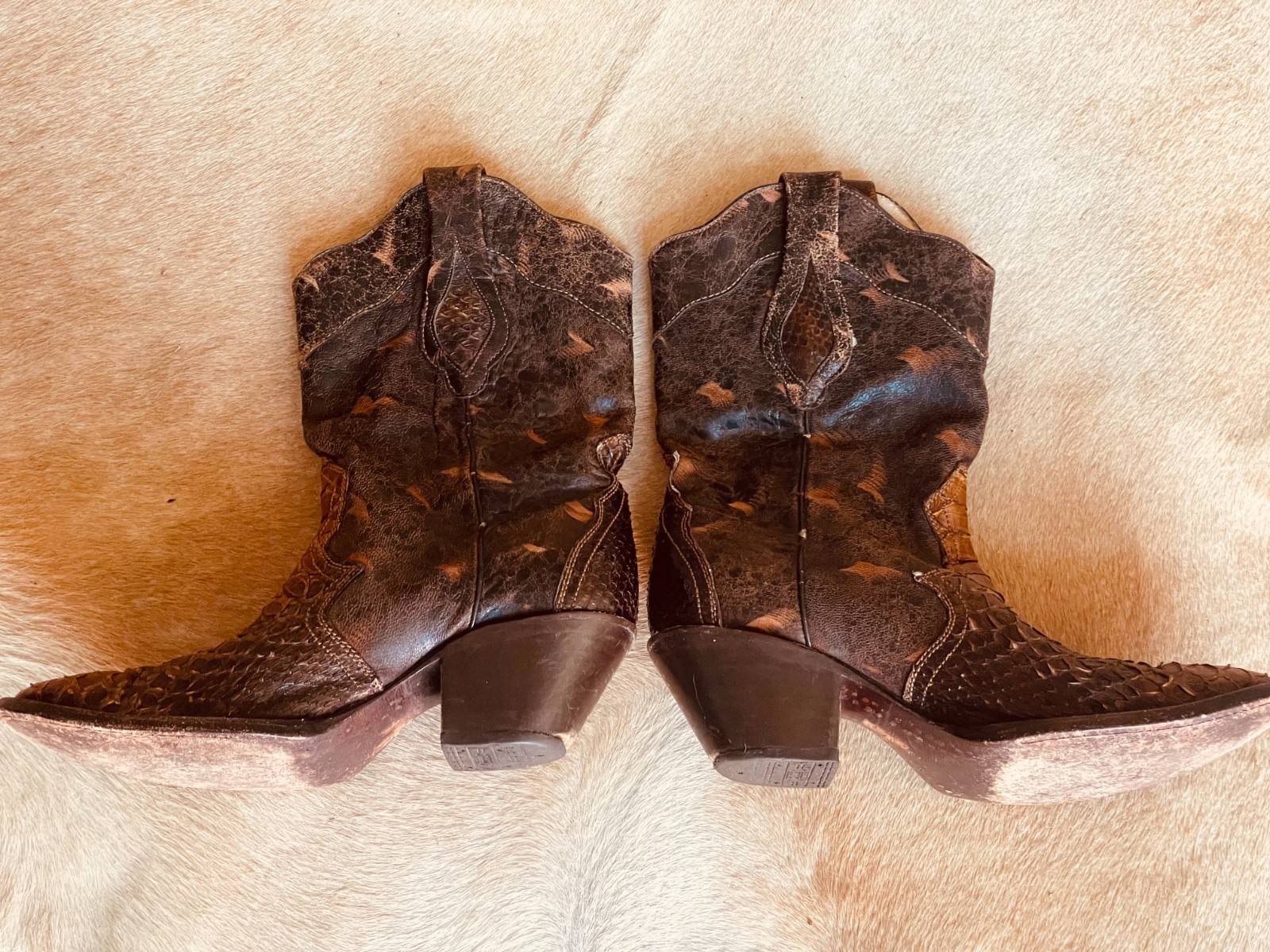 Corral Women's Python Snakeskin Western Booties A… - image 5