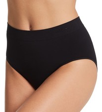 Le Mystere 4417 Seamless Comfort Brief Panty