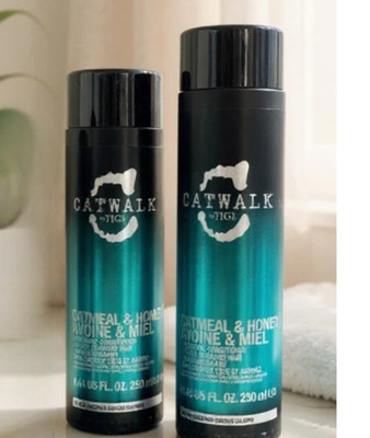 Tigi Catwalk Oatmeal & Honey Shampoo and Conditioner Set 10.14 / 8.45 oz duo