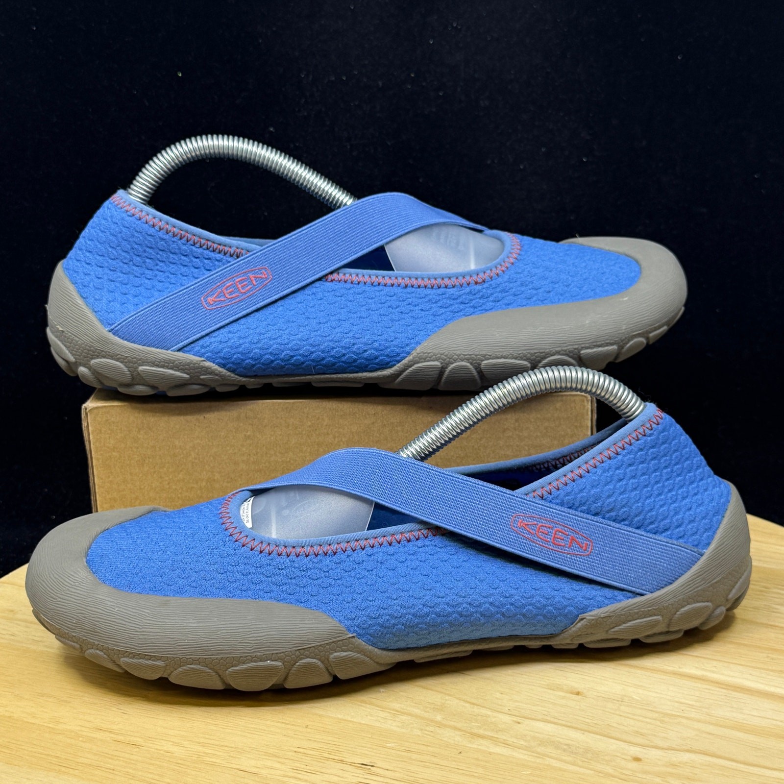 Scarpa donna Keen Roatan Water taglia 11 M blu Mary Jane piatta