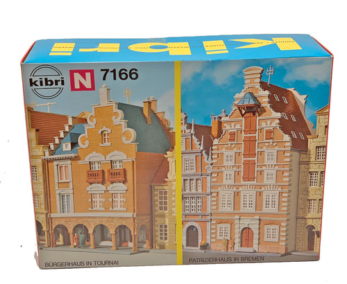 Kibri scala N 7166 Kit di 2 Edifici Case Patrizie 7,5 x 8 x 12 6,5 x 8 x 14,5 | Zustand: Nuovo
