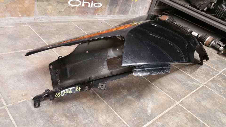 QUARTER PANEL PASSENGER RIGHT AUDI R8 GEN 1  420-809-604