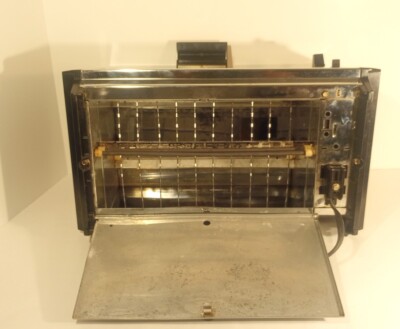 Vintage GE General Electric Toast-R-Oven Toaster Oven Broil Bake