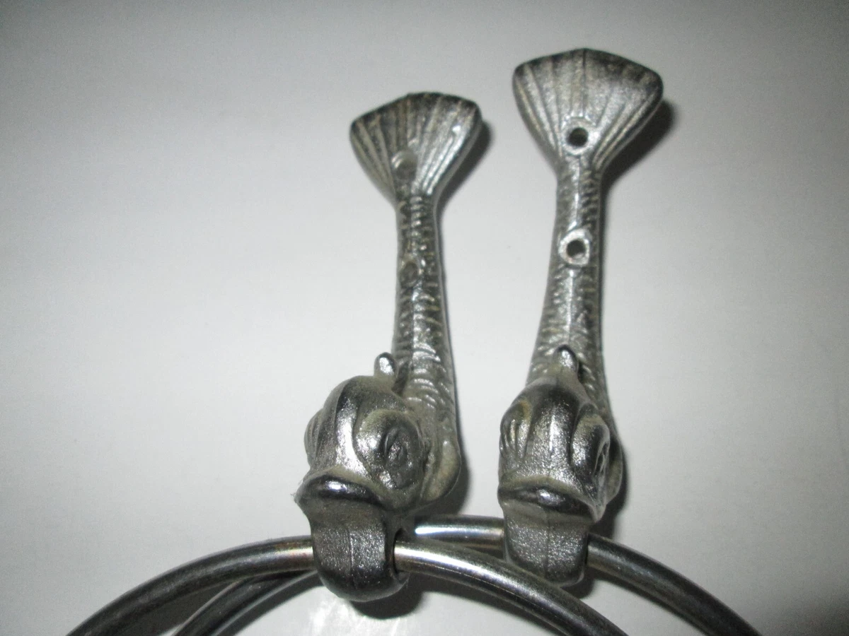 Fish towel holder 2025