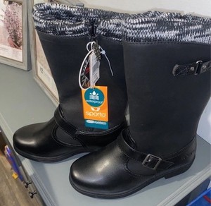 Sports Women’s Size 6 M Boots Waterproof