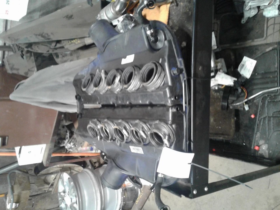 Used Left Engine Intake Manifold fits: 2007 Bmw Bmw m6 Left Grade A Foto 2 de 4