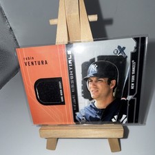 Fleer 2002 EX Game Essentials Robin Ventura GE9 Game-Worn Jersey Yankees