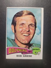 1975 Topps # 100 Bob Griese Football Card, Dolphins